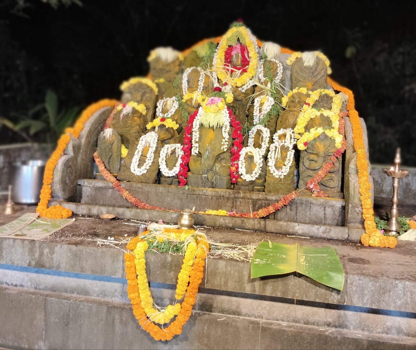 ದೇವಾಲಯದ ಪೂಜಾ ವ್ಯವಸ್ಥೆ